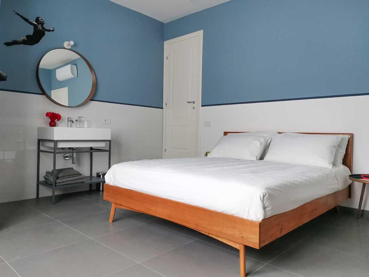 Casa Sebina - Your Design Home On The Lake - 3 Bathrooms 3 Bedrooms Desenzano del Garda Buitenkant foto